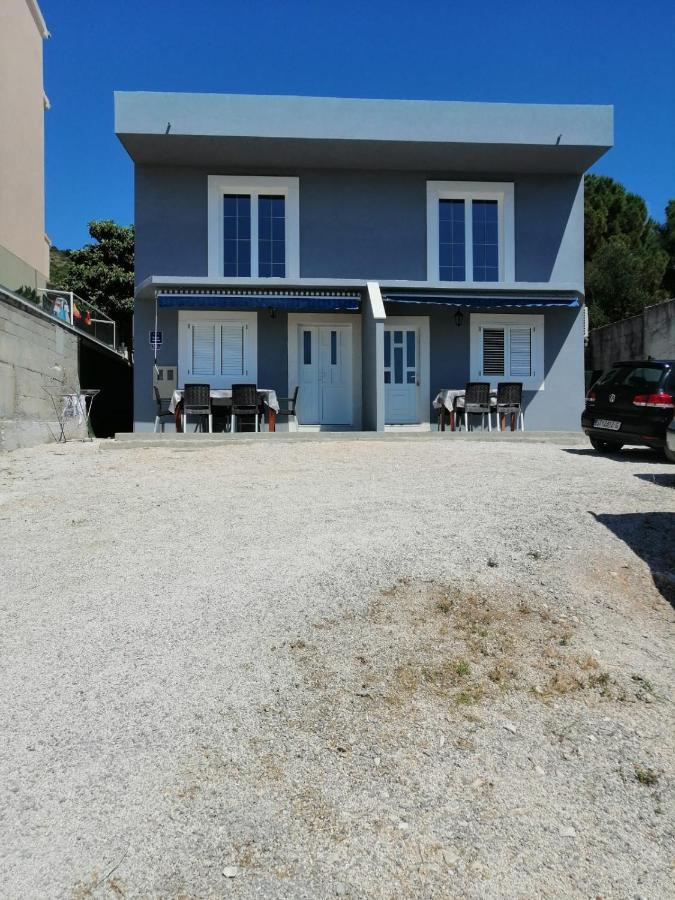 Apartments Garija Рогозница Екстериор снимка